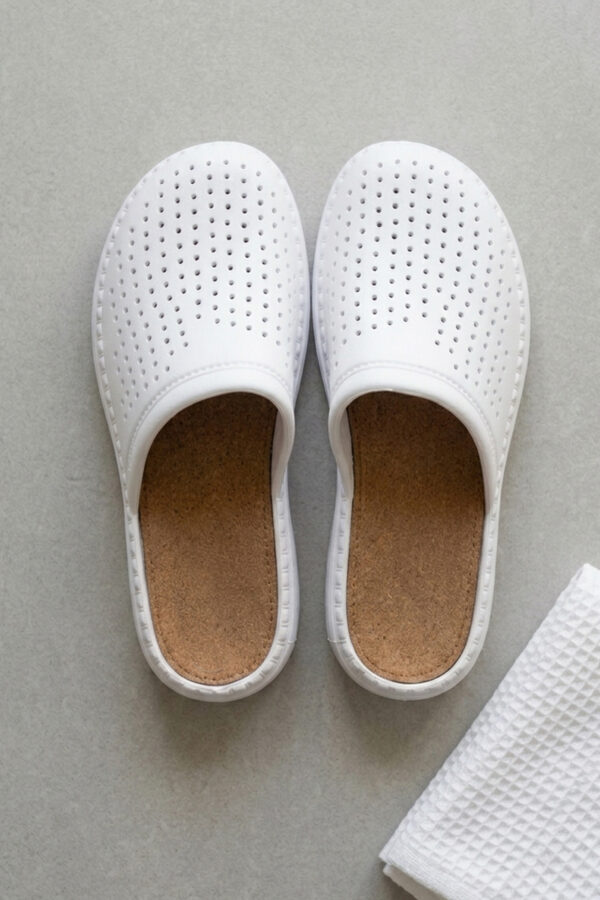 Women Lightweight Clogs Slipper (B6007)