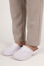 Women Lightweight Clogs Slipper (B6007) - Image 2