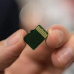 Micro SD card (4/16/32/64GB)