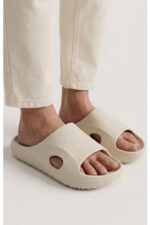 Rubber Light Weight Slipper (L375) - Image 3