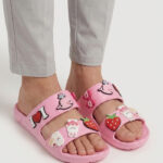 Cool Rubber Slippers with Cute Icons (L444)