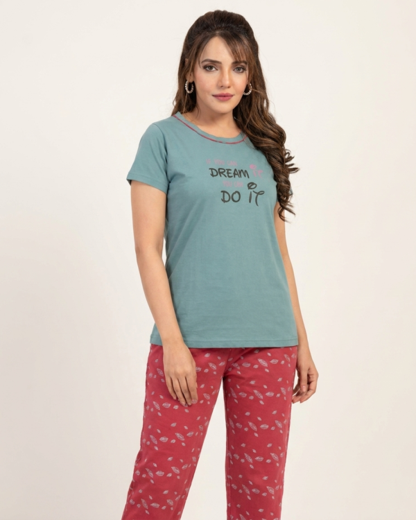 Women Cotton Half Sleeves Pajama Set (1768)
